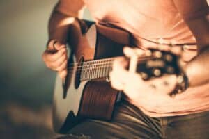 música-violão-clássico-instrumento-popular-sociais-tocar-conhecer