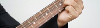 acordes-progressão-compositor-musical-criar-harmônica-técnico