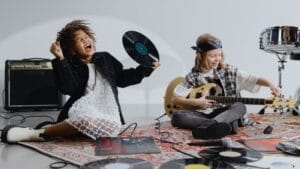 criança-musicalização-desenvolvimento-infantil-música-sociais